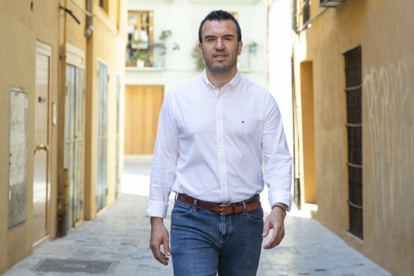 El PP ficha a dos exconcejales de Ciudadanos como candidatos a las alcaldías de Cheste y Rafelbunyol 