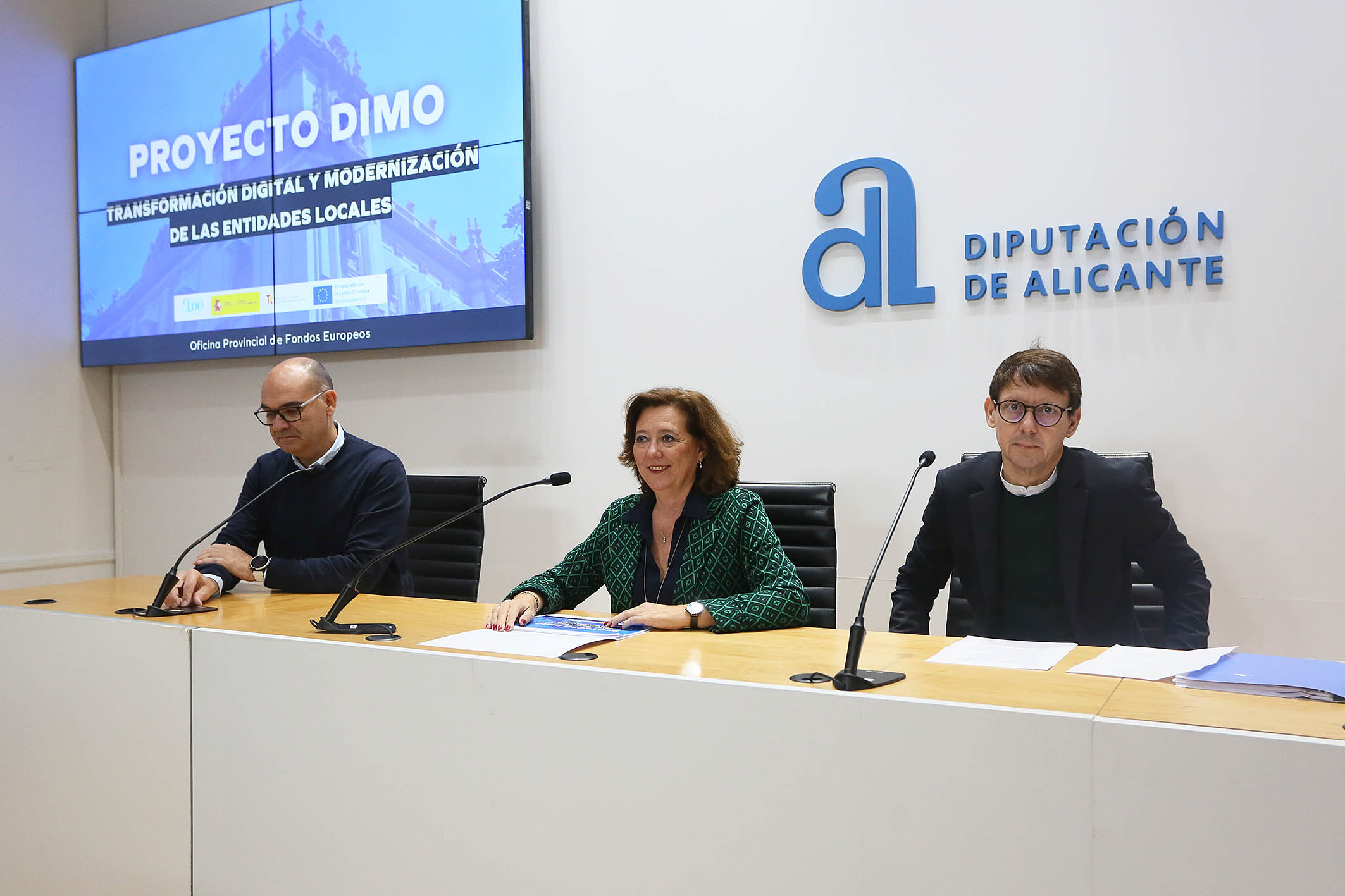 La Diputación tramitará 2,7 millones de la UE para facilitar el acceso de los vecinos a las gestiones municipales 