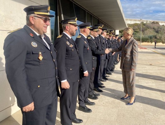 Bravo destaca que los programas del Ivaspe han formado 800 policías y bomberos en la Comunitat