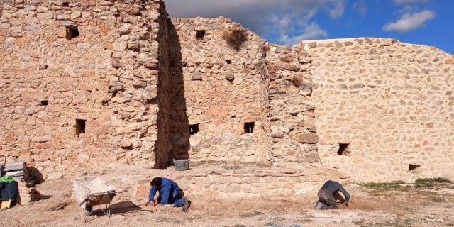 Sale a la luz una nueva torre de la Muralla del siglo XIII de Portell de Morella