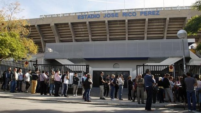 Unos 600 peñistas del Barça asistirán este miércoles al partido