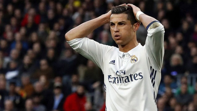 Cristiano Ronaldo entrena en Valdebebas

