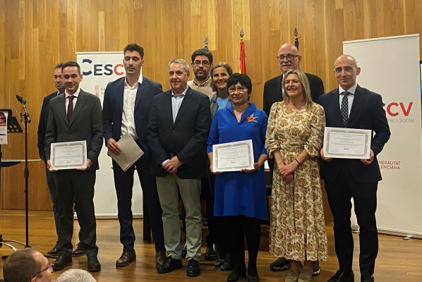 EL CES pemia dos tesis sobre la reversión de contratas públicas y para la gobernanza ante riesgos ambientales