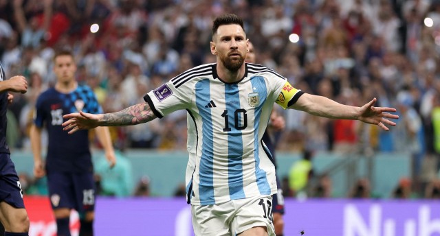 Argentina, con exhibición de Messi y Julián Álvarez, golea a Croacia y es el primer finalista