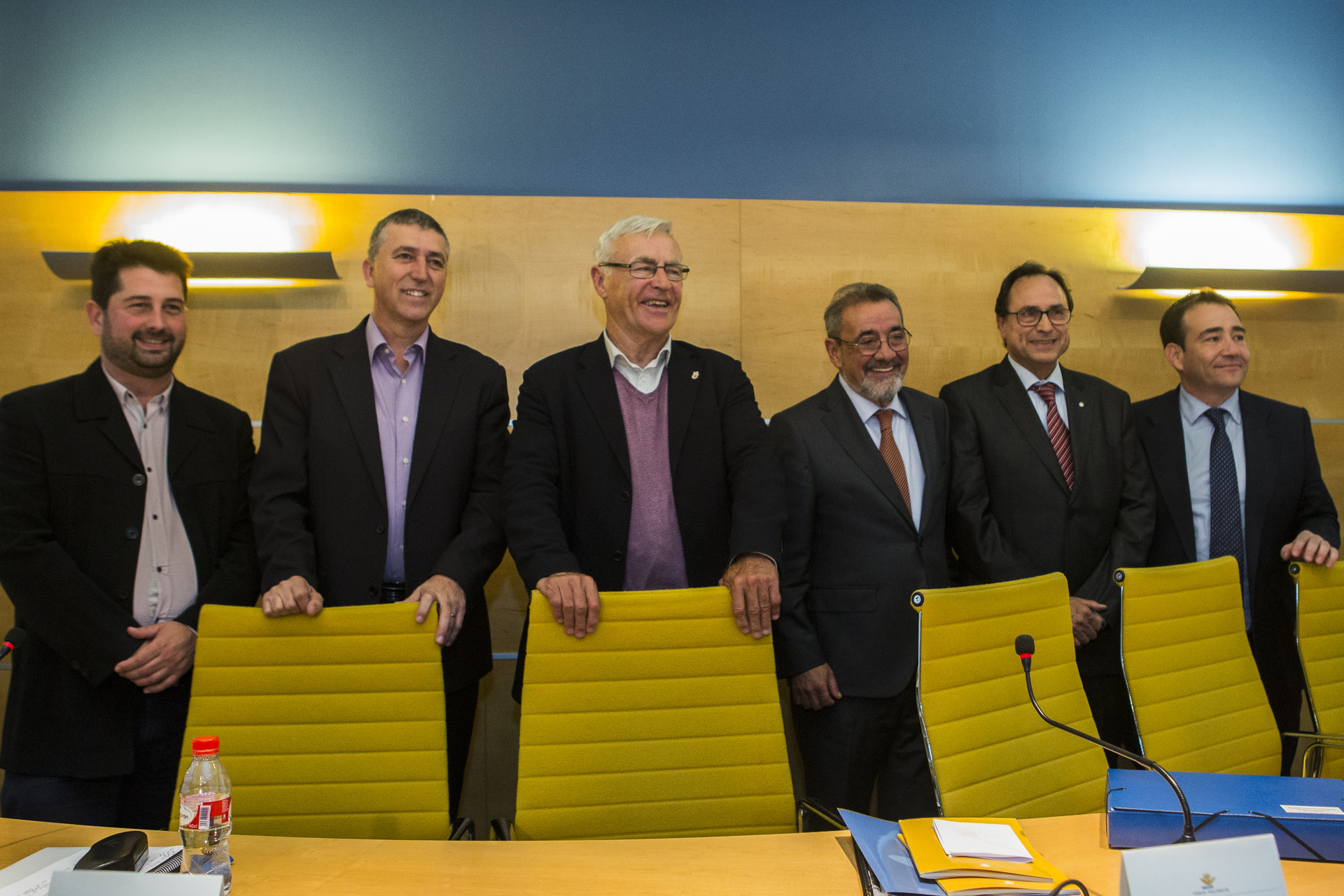Natxo Costa, Rafael Climent, Joan Ribó, José Vicente González, Vicent Soler y Manuel Illueca. Foto: EVA MÁÑEZ - 