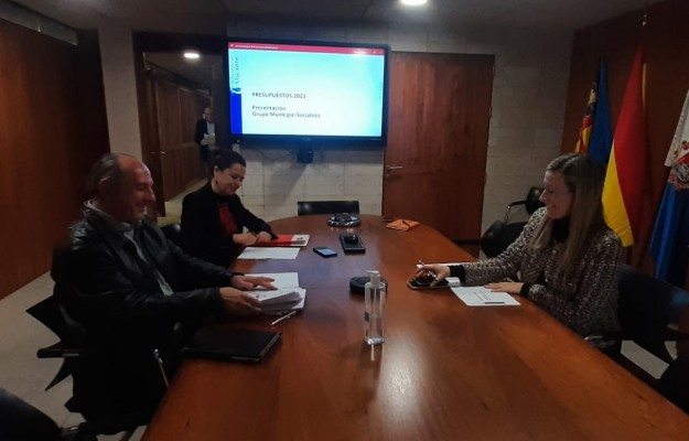 El bipartito de Alicante busca votos para sus últimas cuentas: al PSOE no le convencen