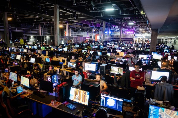 Más de 70.000 personas participan en la primera edición invernal de DreamHack Valencia