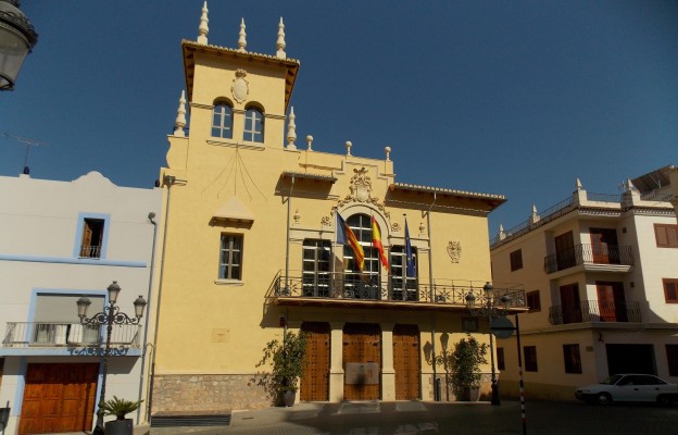Riba-roja asigna 225.000 euros anuales en ayudas  para familias vulnerables
