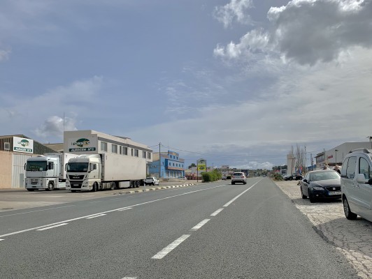 Transportes aprueba la unión de polígonos de Gata y Pedreguer y abre la puerta a más suelo industrial en la Marina Alta

