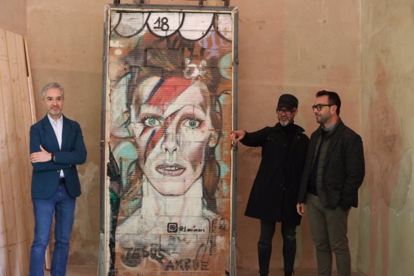 El Centre del Carme da cobijo al grafiti de David Bowie de Jesús Arrúe
