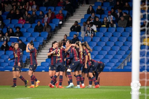 El Levante se crece en el Reale Arena con doble remontada