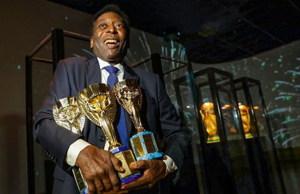 La Conmebol propone cambiar por corazones tres estrellas de la camiseta de Brasil en homenaje a Pelé