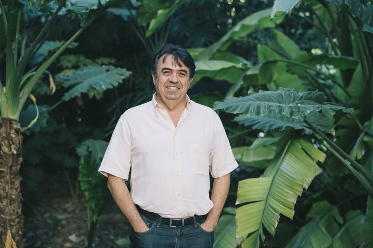 Martí Domínguez reflexiona sobre la maternidad como nexo social en 'Mater'