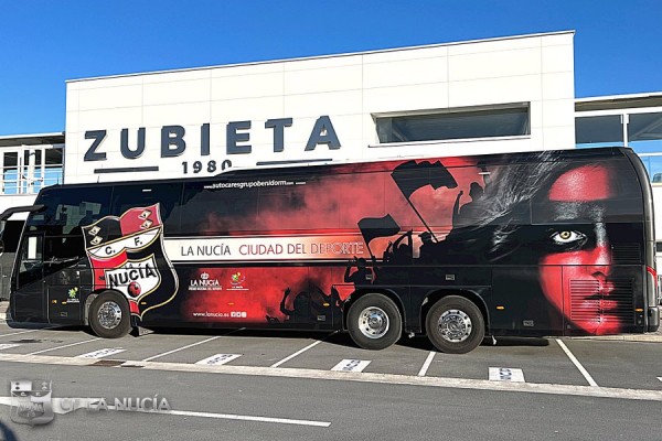 El Eldense empata y La Nucía gana