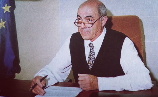 Baldomero González: el alcalde de Turís que salió a hombros de una moción de censura contra él