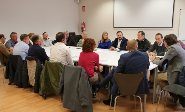 El Ayuntamiento Castelló aborda el futuro parque de Almalafa con los propietarios de los terrenos