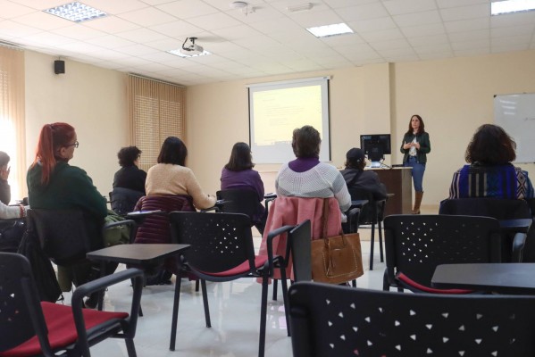 Onda forma a 15 parados de larga duración, mayores de 45 años, para encontrar empleo