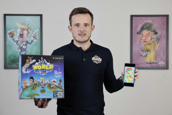 Desarrolladores valencianos crean un juego de mesa con tablero, 'blockchain' y aplicaciones