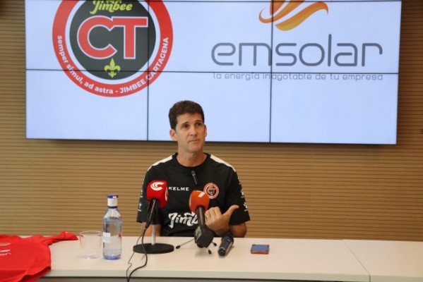 El Jimbee visita el Palau buscando alcanzar al Barça y 