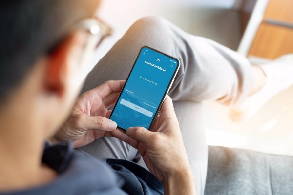 CaixaBank, líder en banca digital en España en todas las categorías