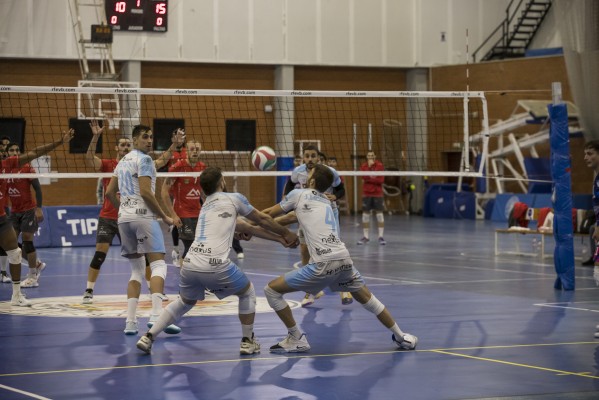 Conqueridor cierra una primera vuelta soñada buscando dar la sorpresa ante el imbatido Guaguas
