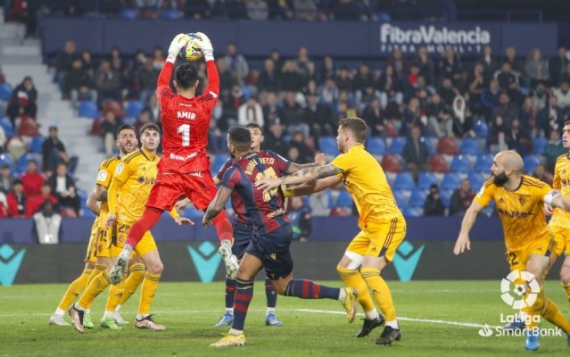 Amir arruina al Levante una oportunidad de oro

