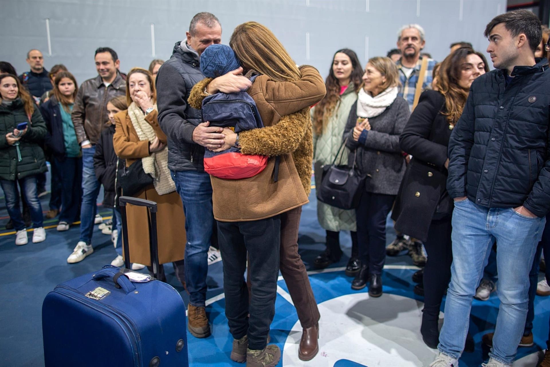 Llegan a Valencia los menores ucranianos que pasarán la Navidad acogidos por familias