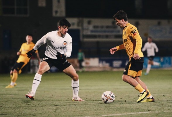 El Mestalla también vence ante los Wolves