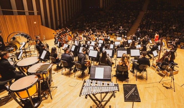 Las bandas de música llevan 'West Side Story' a Les Arts