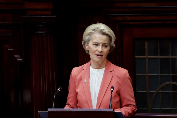 Von der Leyen insiste en un fondo industrial para hacer frente al plan de ayudas de EE.UU.
