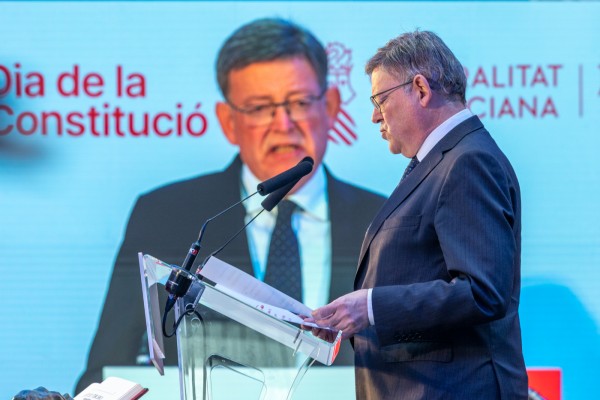 Puig eleva la exigencia de reforma constitucional: financiación, derecho civil, agua... y cumplirla