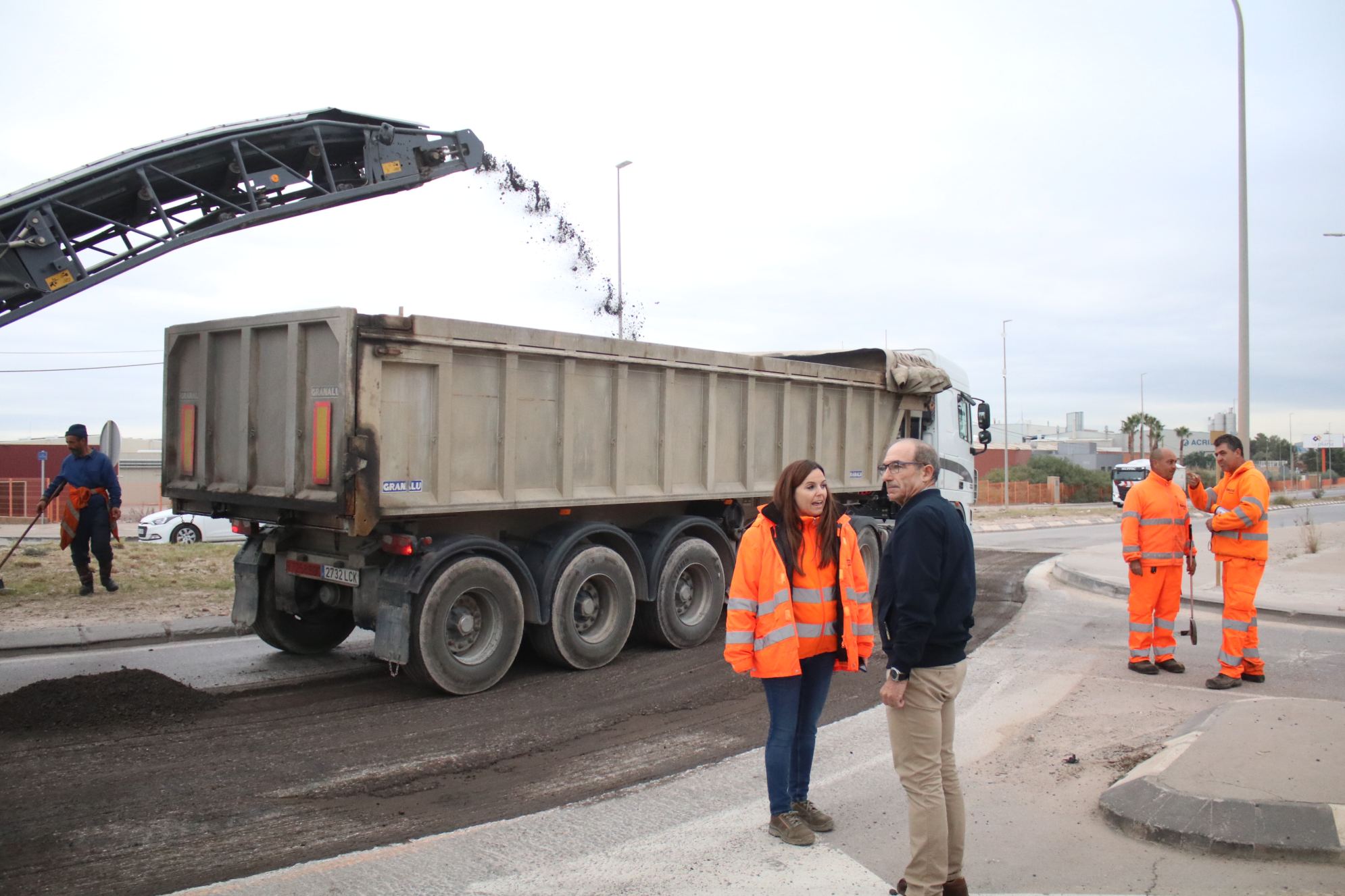 Onda mejora el firme de la avenida Extremadura en su plan de mejora viaria del parque industrial