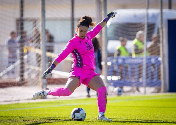 María Valenzuela se vuelve a romper el ligamento cruzado
