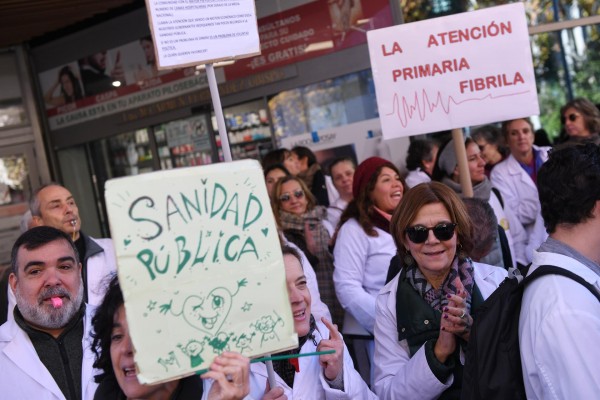  La satisfacción de los españoles con la sanidad pública desciende con fuerza durante 2022
