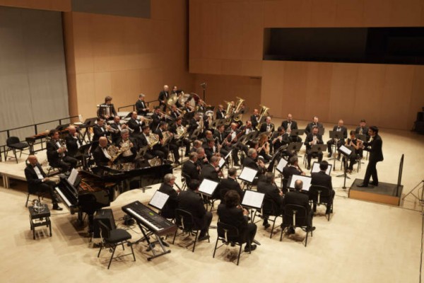 Un concierto de la Banda Municipal conmemora el Día de la Constitución en Castelló