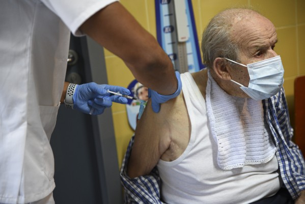 Casi 850.000 personas se han vacunado contra la gripe en la Comunitat Valenciana