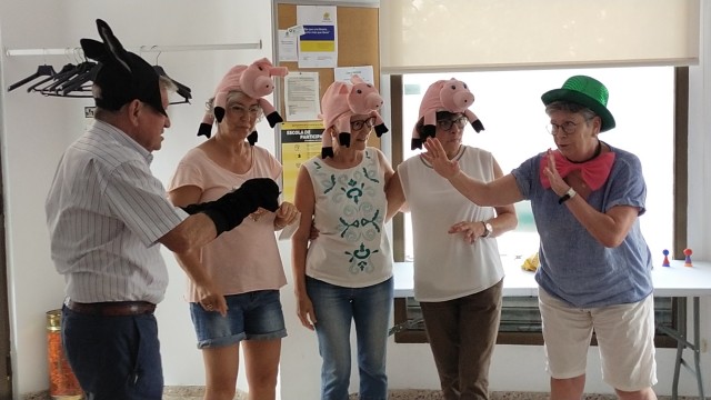 Mayores al timón de sus vidas: un proyecto de Castelló innova una alternativa a las residencias