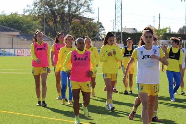 El Alhama, con Adule y muchas lesionadas, recibe al Villarreal en un duelo por salvarse en la Liga F