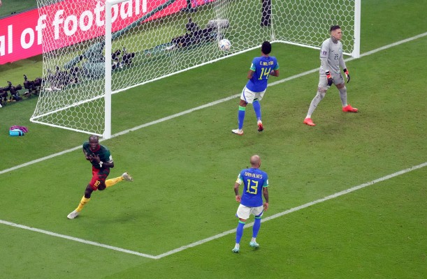 Aboubakar se viste de Eto'o para decantar la victoria de Camerún sobre Brasil