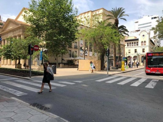 Alicante ajusta la peatonalización de Constitución: añade dos meses de obra y adapta sus cruces