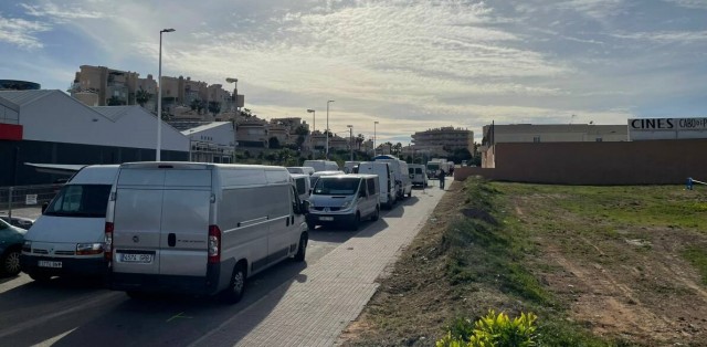 Cabo de Palos se queda otro domingo más sin su mercadillo