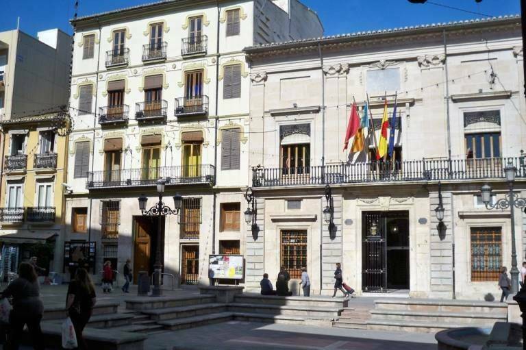 Sueca pone en marcha su plan de empleo 'Reincorpora't' con una vigencia de cuatro años

