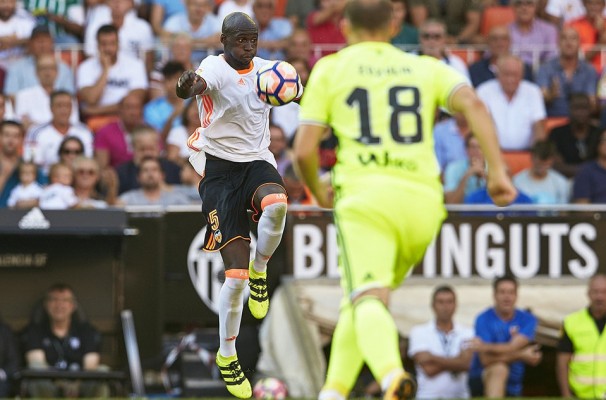La ficha de Mangala, el gran obstáculo para ejecutar la opción de compra