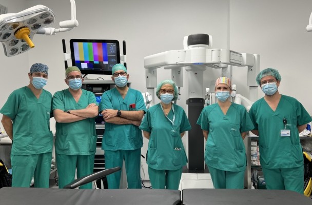 El IVO supera las 500 cirugías con el robot Da Vinci Xi