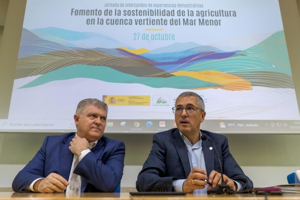 El polvorín del agua en el PSOE remueve a Vélez