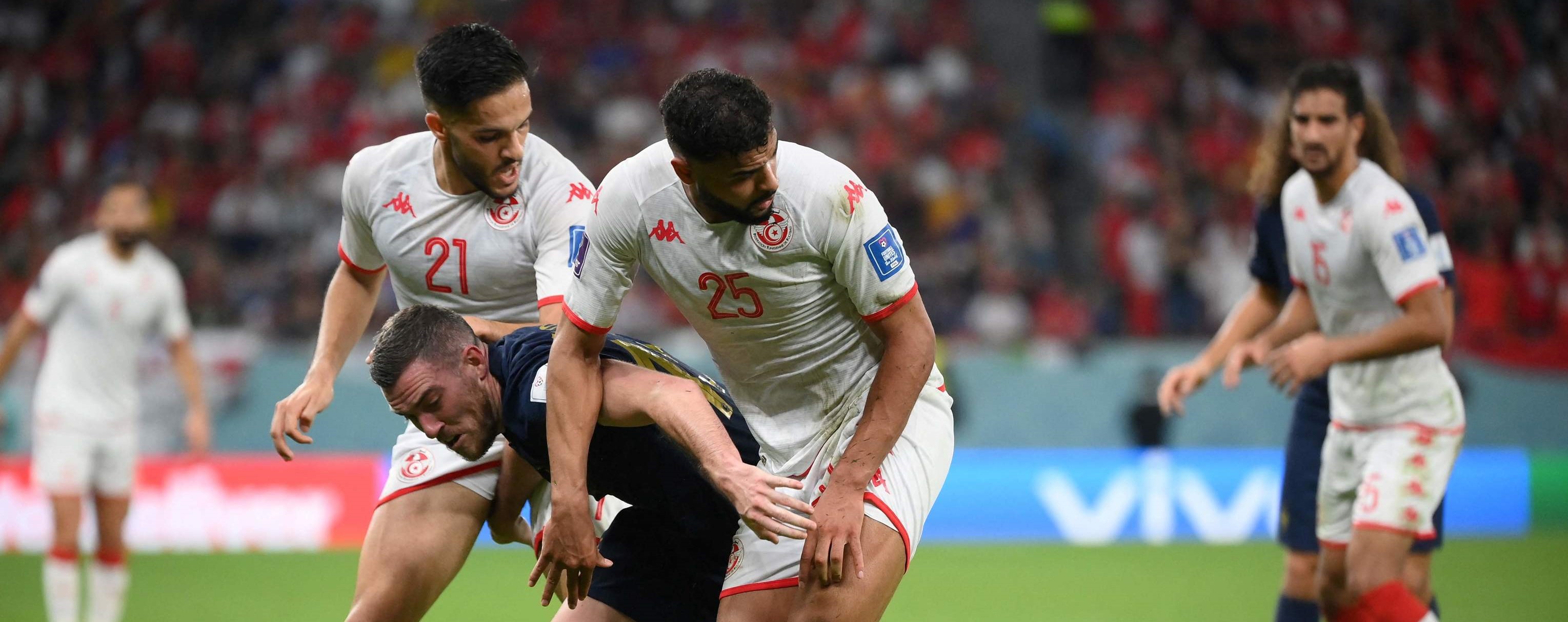 Francia no comparece y a Túnez no le sirve