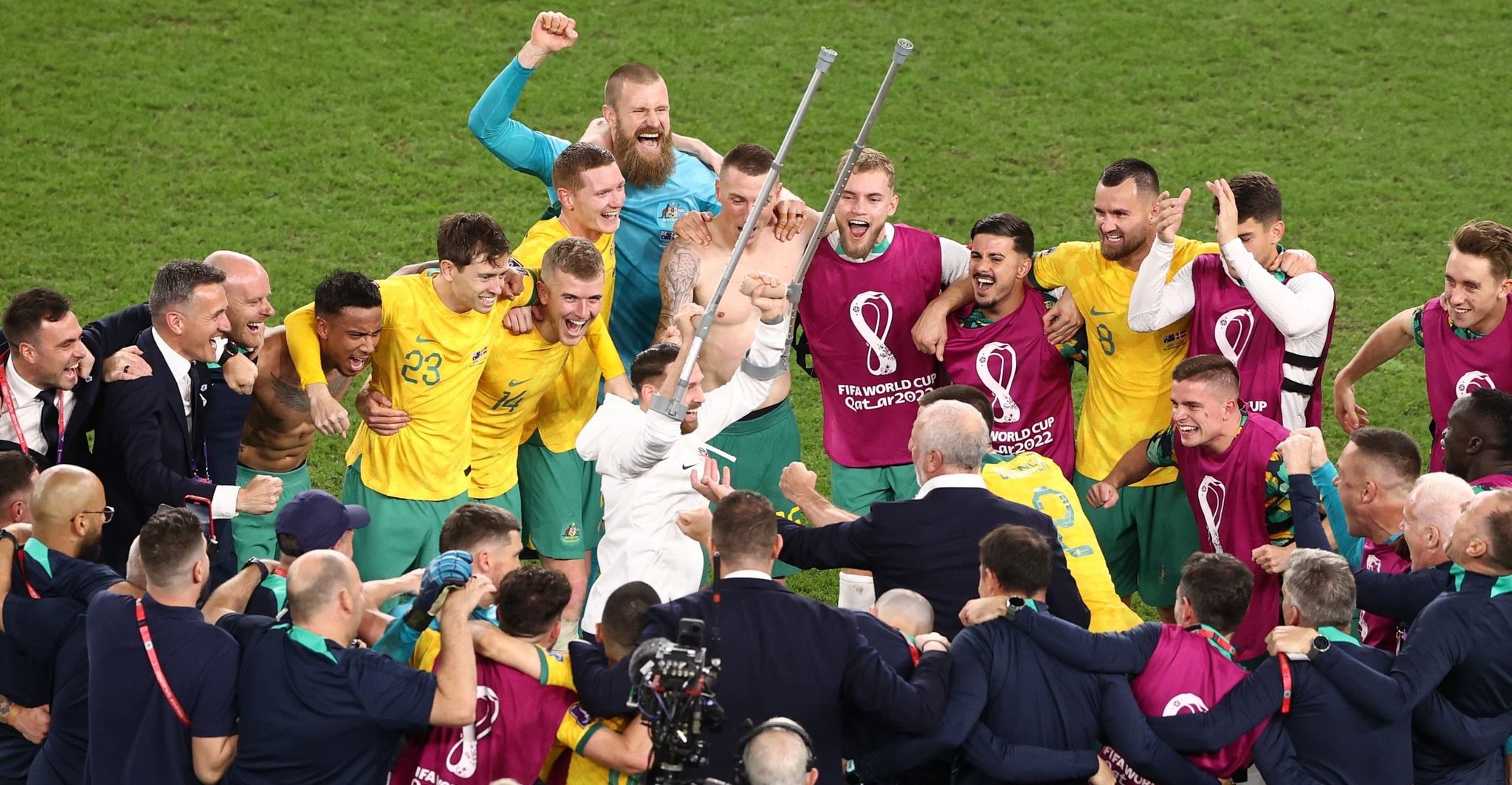 Australia se mete en octavos al ganar a Dinamarca