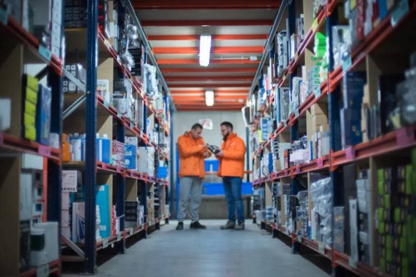 El fin del 'Amazon murciano': PcComponentes cierra Unilae siete meses después de su apertura