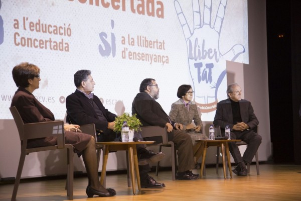 La educación concertada pedirá en los despachos lo que no consiguió en las calles