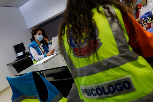 El Botànic propone incorporar psicólogos y nutricionistas en centros de salud de forma gradual